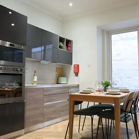 Apartment In Style *
